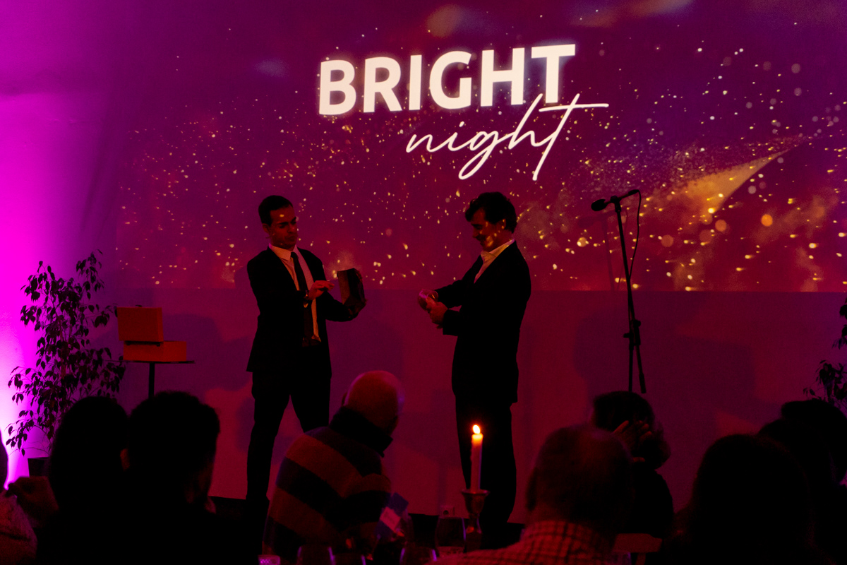 Consolidador Bright Night