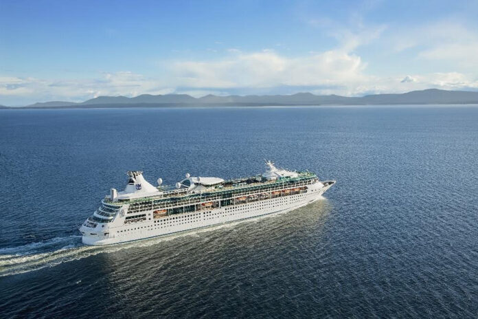 Navio de cruzeiros Rhapsody of the Seas, da Royal Caribbean